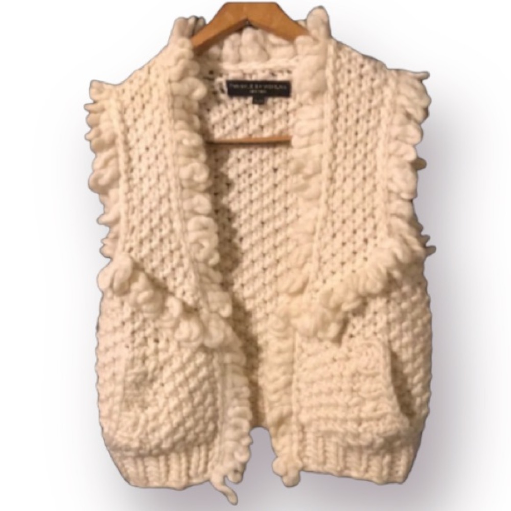 TWINKLE BY WENLAN. Chunky Knit Vest